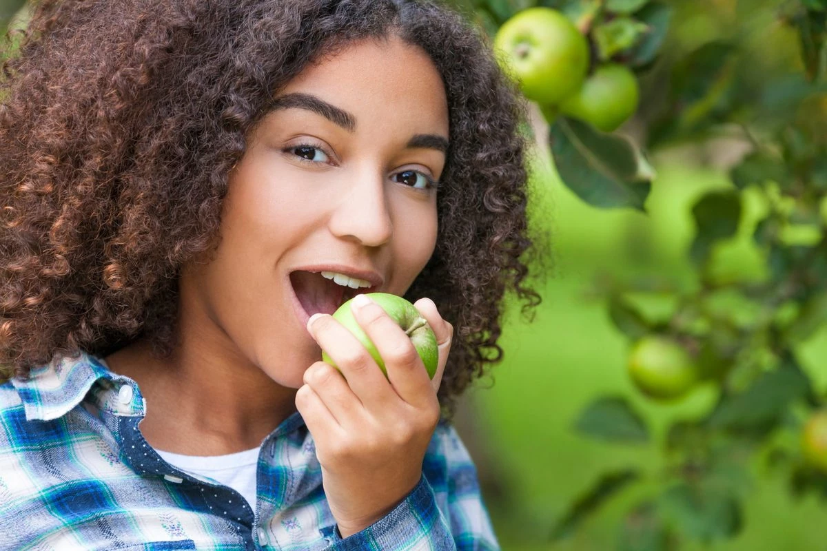 Chez les adolescents, les fruits associés à un moindre risque dépressif