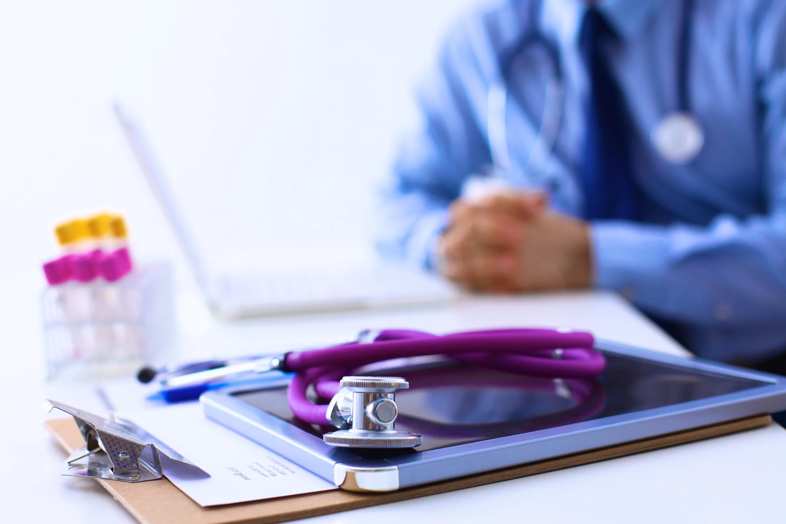 Artsen sanctioneren op basis van absurde regels?