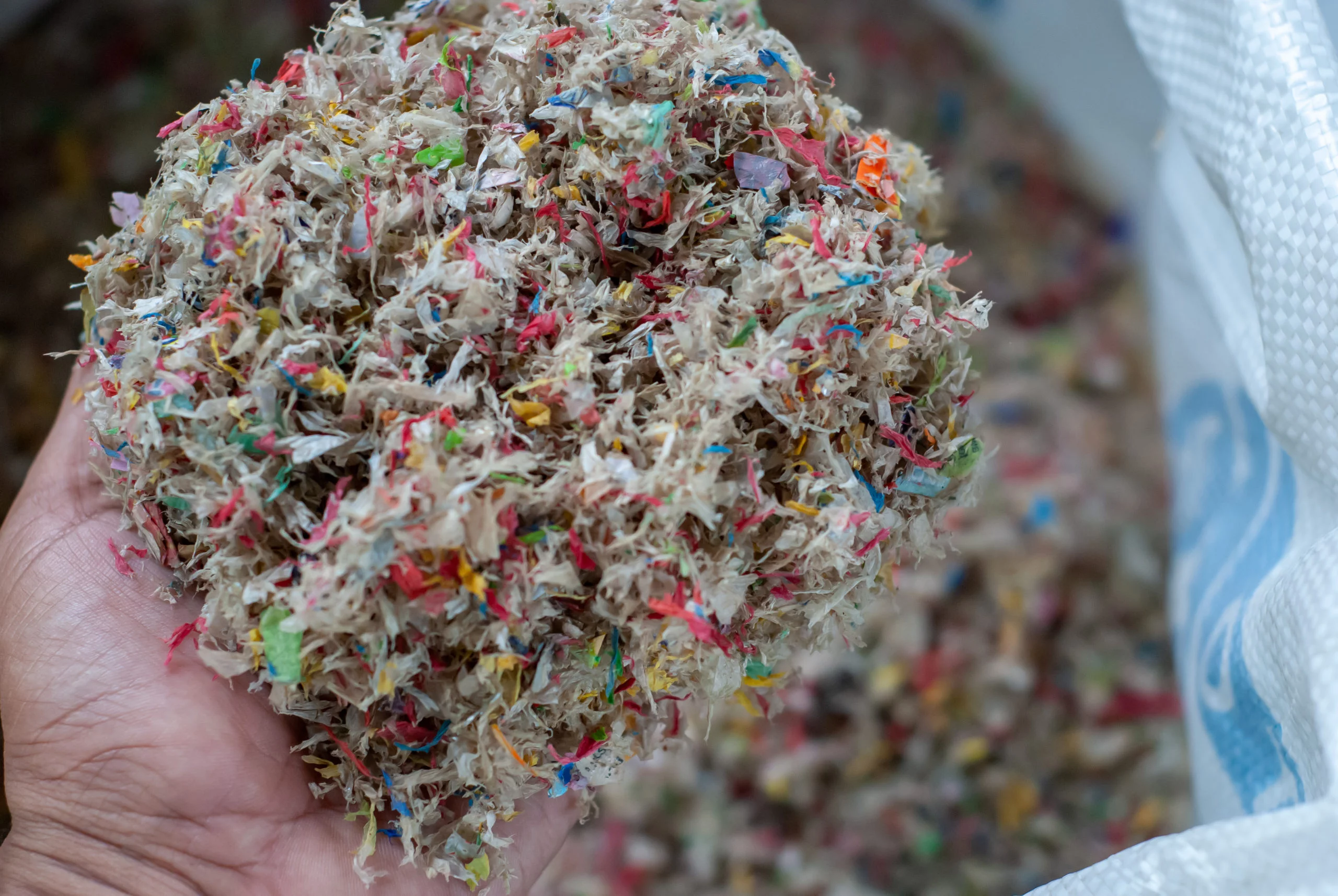 Verontrustende stijging van de hoeveelheid microplastics in de hersenen en de lever bij de mens