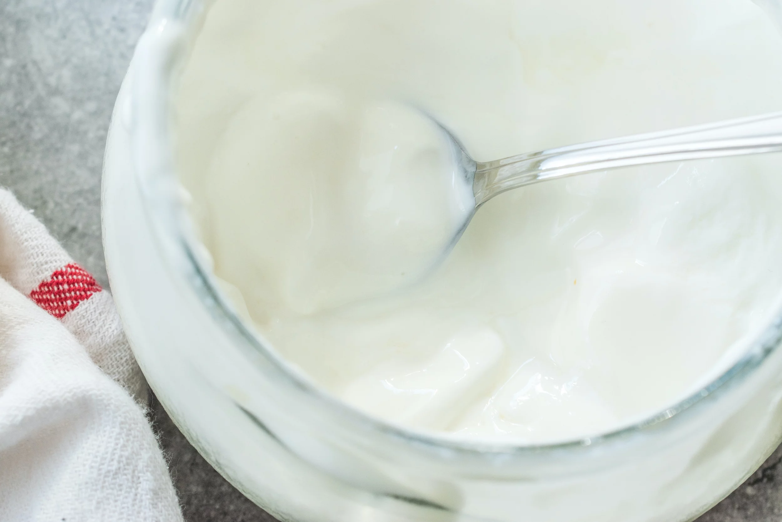Regelmatig yoghurt eten verlaagt het risico op proximale colorectale kanker