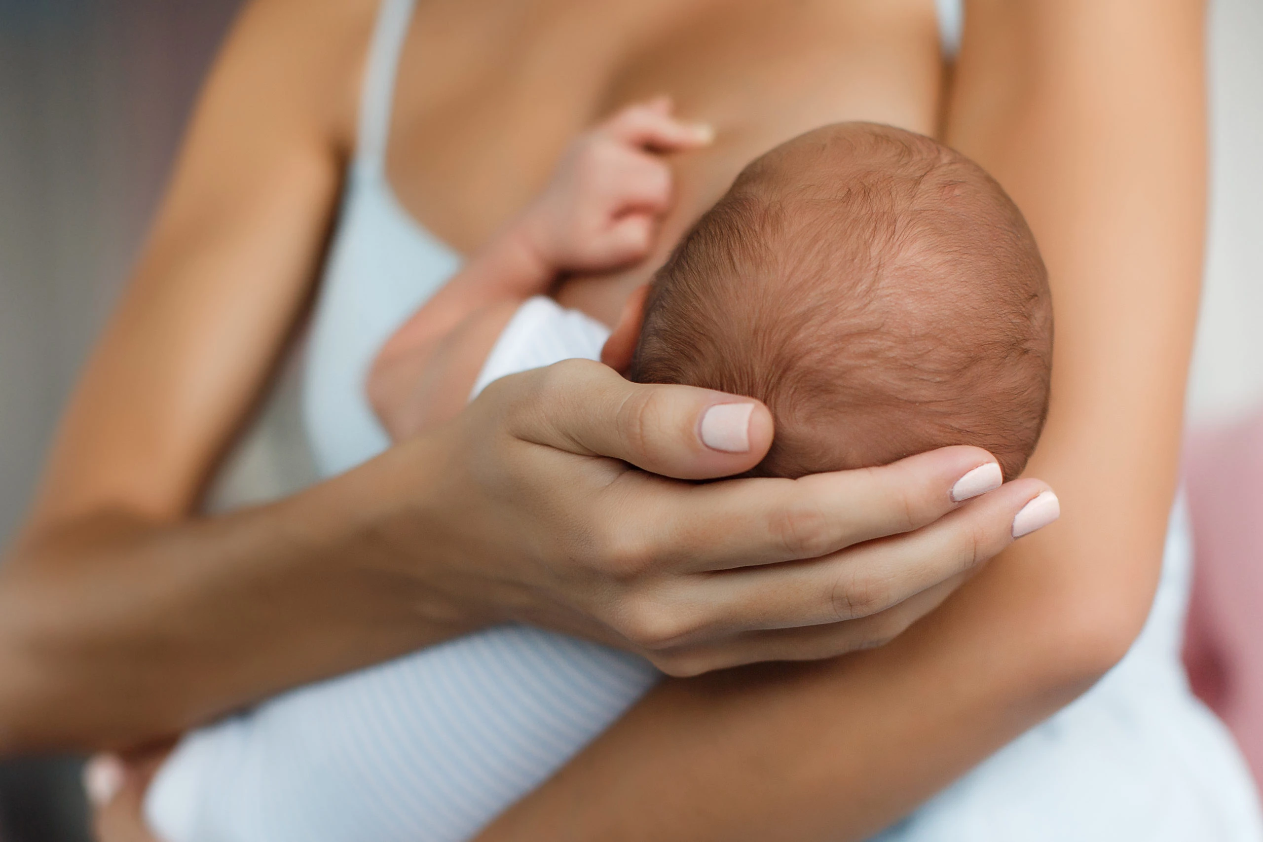 Les bébés allaités dormiraient-ils mieux à un an ?