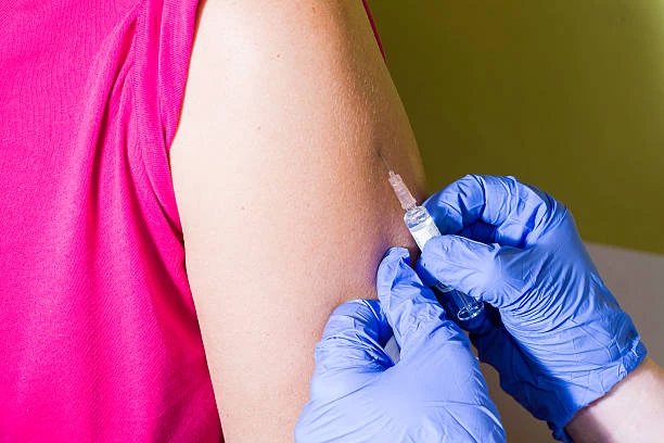 Noduli na griepvaccinatie: zelden, vooral als de injectie slecht wordt uitgevoerd