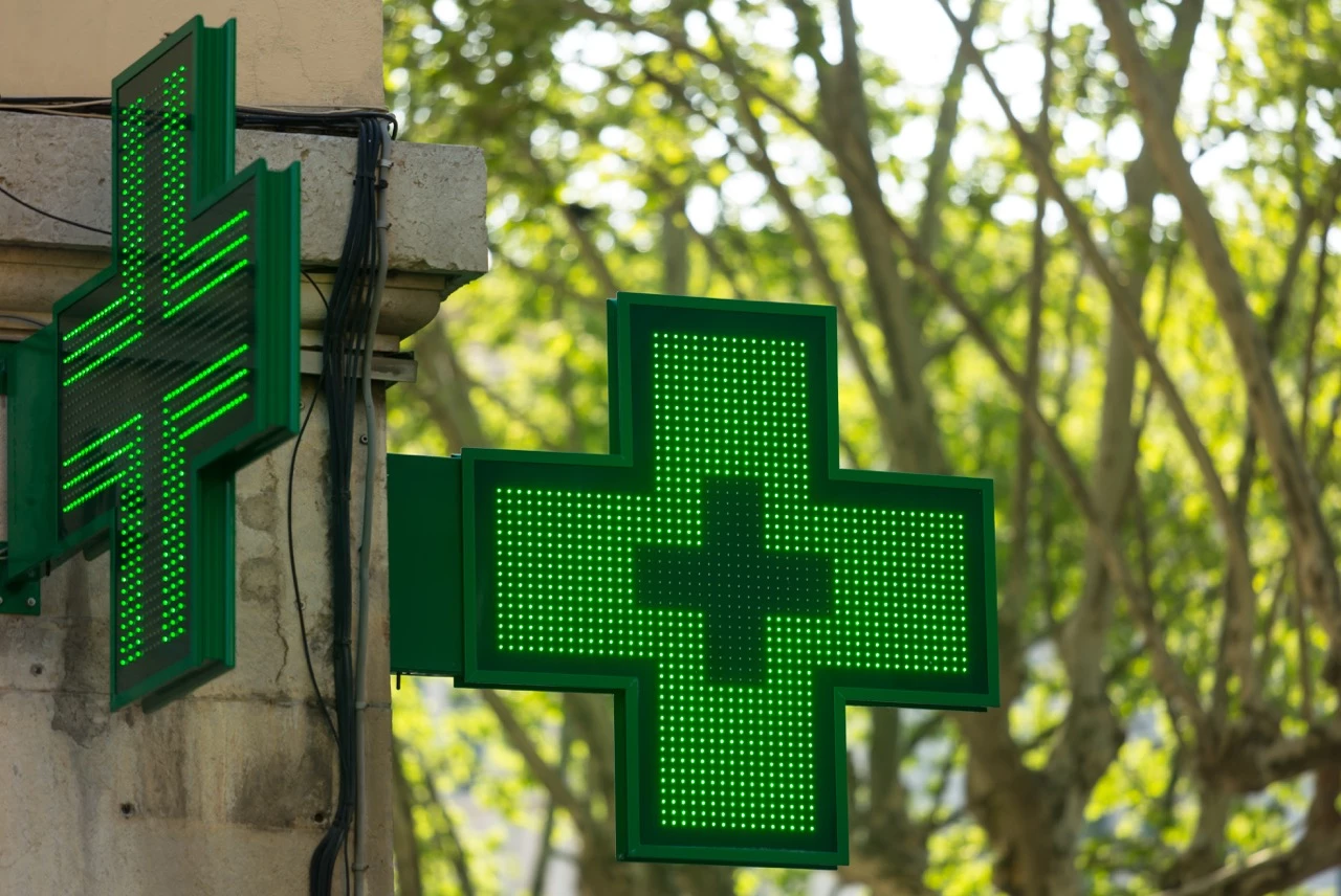 Belgen hebben vertrouwen in hun apotheker, maar 40% neemt zijn geneesmiddelen soms niet in